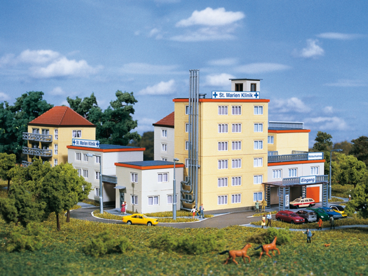 Auhagen N 14466 Marien Klinik Ziekenhuis - Modeltreinshop