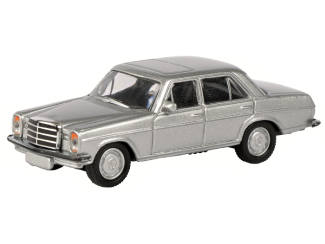 Schuco H0 26200 Mercedes Benz -/8 Zilver - Modeltreinshop