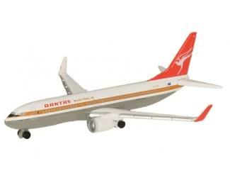 Schuco 3551667 Boeing 737-800 Qantas - Modeltreinshop