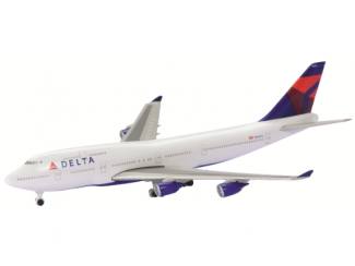Schuco 3551671 Boeing 747-400 Delta Airlines - Modeltreinshop