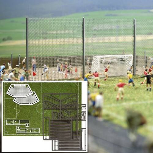 Busch H0 1052 voetbal grasmat met goals en tribunes - Modeltreinshop