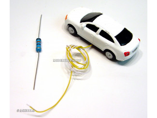 N - Auto Wit met Voor- en Achter Led licht - Modeltreinshop