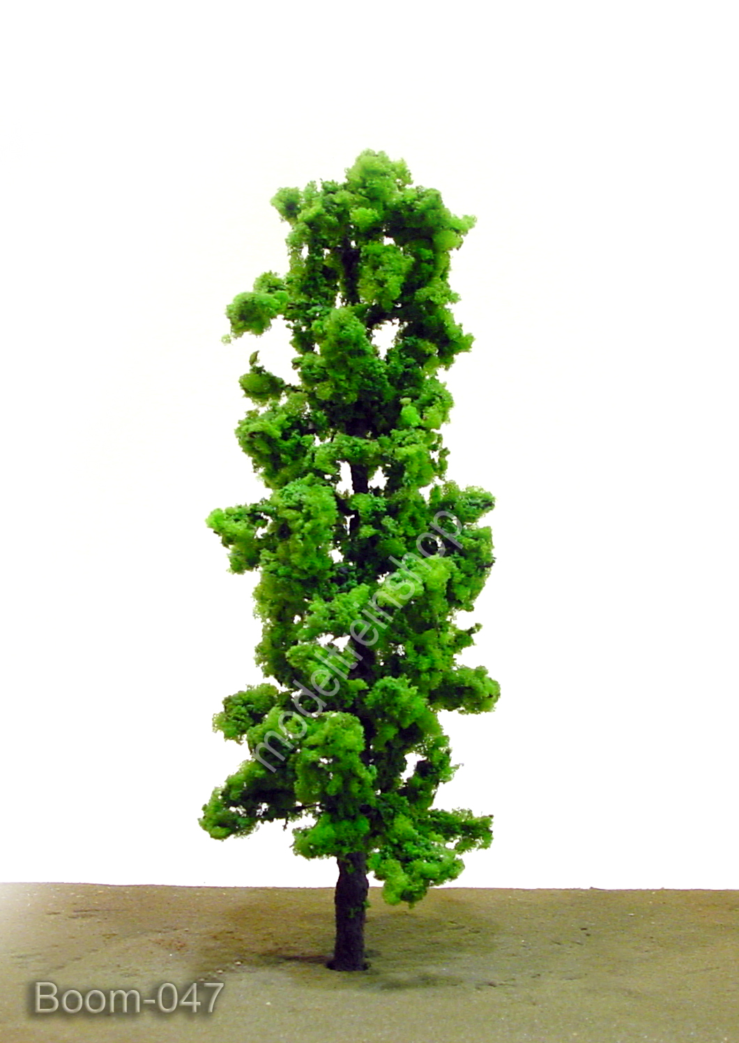 Boom 047 - Groene hoge boom 16 cm - Modeltreinshop