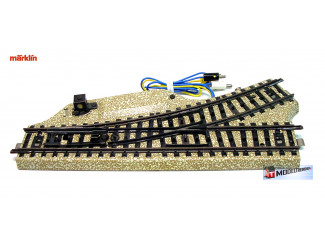 Marklin M Rail H0 5118 Elektrische rechte wissel Links - Modeltreinshop