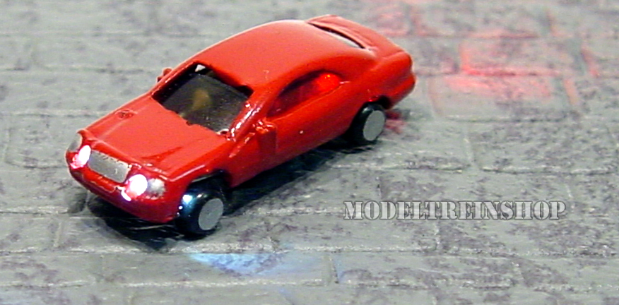 Z - Auto Rood met Voor- en Achter Led licht - Modeltreinshop