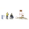 Artitec H0 387.447 Rolstoelbrug met rolstoel en 2 figuren - Modeltreinshop