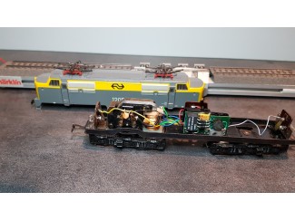 Marklin H0 3055 V6 Electrische Locomotief Serie 1200 NS 1205 - Modeltreinshop
