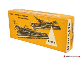 Marklin M Rail H0 5202 Rechte elektrische wissel set - Grote lantaarn - Modeltreinshop