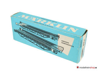 Marklin M Rail H0 7168 V02 2x Rechte oprit, brug van metaal - Modeltreinshop