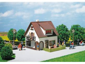 Faller HO 130200 Huis met Dakkapel - Modeltreinshop