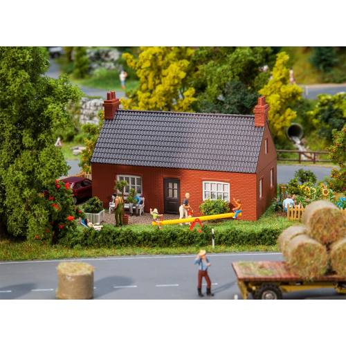 Faller HO 130609 Bakstenen huis - Modeltreinshop