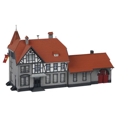 Faller N 232194 Raadhuis met brandweerkazerne - Modeltreinshop