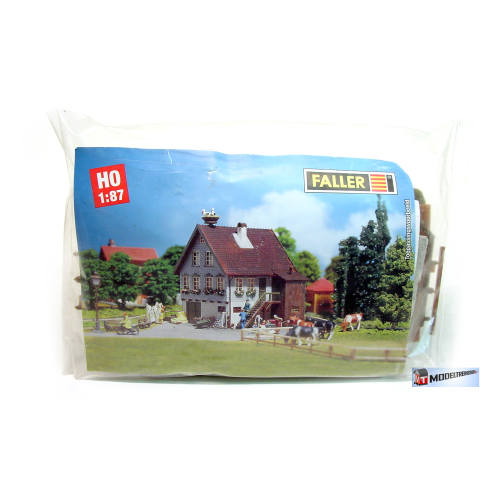 Faller HO 130280 Huis met Ooievaarsnest - Modeltreinshop