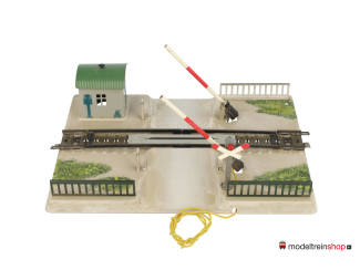 Marklin H0 7390 V6 Spoorwegovergang M rail - Modeltreinshop