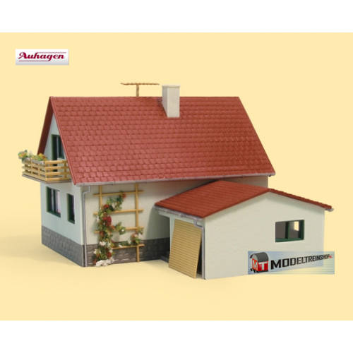 Auhagen H0 12222 Huis met garage - Modeltreinshop