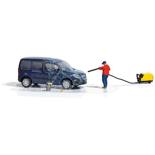 Busch H0 aktie set 7825 Man spuit Mercedes Citan af met hogedrukreiniger - Modeltreinshop