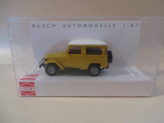 Busch H0 Toyota Land Cruiser J4 met Hardtop Oker geel - Modeltreinshop