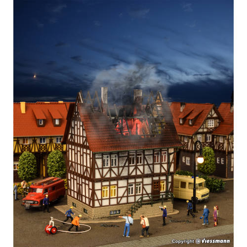 Vollmer HO 43728 Brandend huis - Modeltreinshop