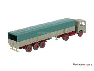 Wiking H0 517 MAN vrachtwagencombinatie met drie-assige aanhangwagen - Modeltreinshop
