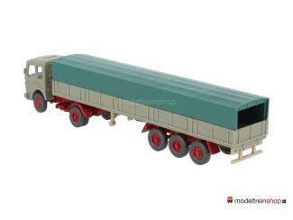 Wiking H0 517 MAN vrachtwagencombinatie met drie-assige aanhangwagen - Modeltreinshop