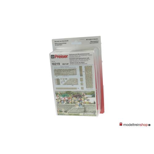 Preiser H0 18219 bouwpakket - trottoir en steengroeve muur - Modeltreinshop