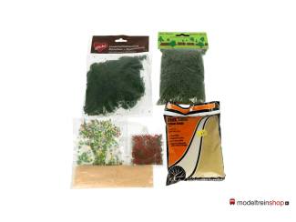 verschillende soorten en kleuren strooimateriaal - gras MB399 - Modeltreinshop