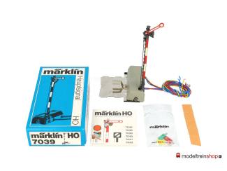 Marklin M rail H0 7039 Hoofdsignaal nieuw in ovp - Modeltreinshop