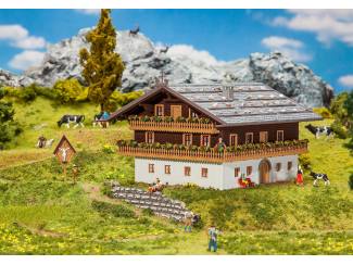 Faller HO 130554 Alpenboerderij - Modeltreinshop