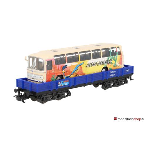 Marklin H0 48707 Lageboordwagen beladen met bus Road Runner - Looney Tunes - Modeltreinshop