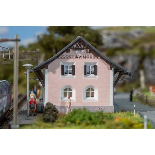 Faller N 212128 Treinstation Lavin - Modeltreinshop