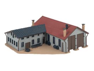 Faller N 222106 Twee-standplaats locomotiefloods met werkplaats - Modeltreinshop