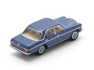 Schuco H0 26762 Mercedes Benz -/8 sedan (W114) blauw - Modeltreinshop