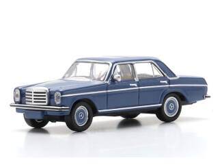 Schuco H0 26762 Mercedes Benz -/8 sedan (W114) blauw - Modeltreinshop