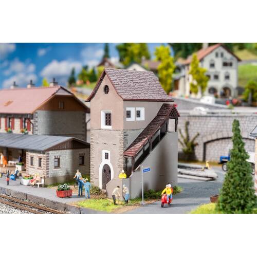 Faller HO 120274 Schakelhuis Zuoz - Modeltreinshop