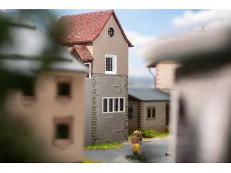 Faller HO 120274 Schakelhuis Zuoz - Modeltreinshop