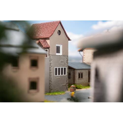 Faller HO 120274 Schakelhuis Zuoz - Modeltreinshop