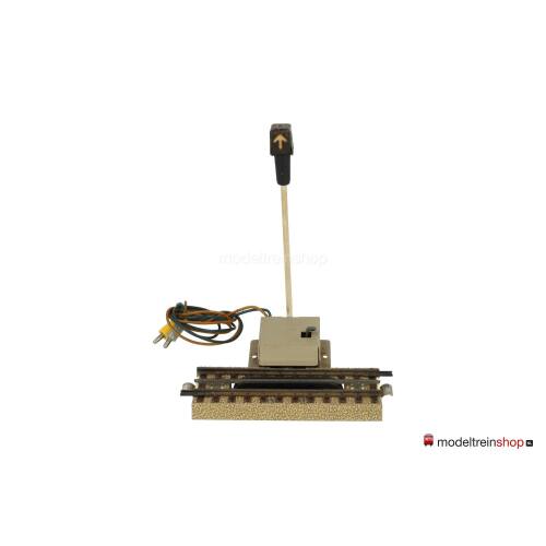 Marklin M rail H0 3600 EKS Ontkoppelrail met lichtmast - Modeltreinshop