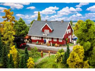 Faller HO 110160 Zweeds treinstation - Modeltreinshop