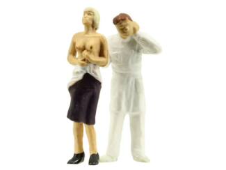 Preiser H0 28058 vrouw bij de dokter - Modeltreinshop