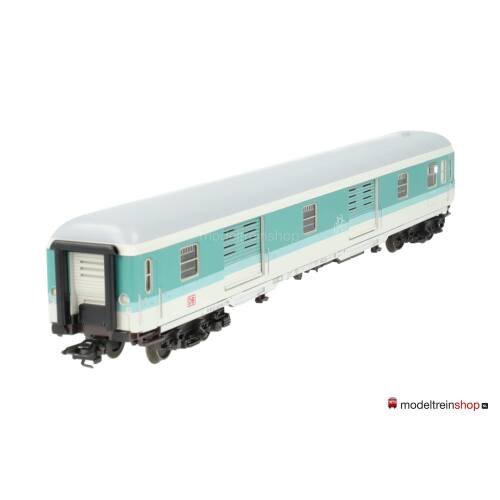Marklin H0 42931 Reizigers Rijtuig Dduu 498 van de DB AG met figuren en fietsen - Modeltreinshop