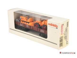 Marklin H0 4474 V04 Lageboordwagen met 2 bouwvoertuigen - Modeltreinshop