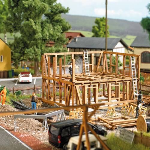 Busch H0 1371 Vakwerkhuis in aanbouw - Modeltreinshop