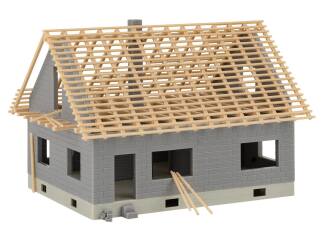 Faller HO 130658 Huis in aanbouw met kraan - Modeltreinshop