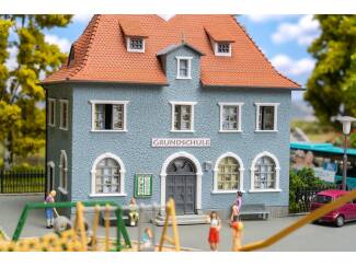 Faller HO 190087 start van het schooljaar - Modeltreinshop