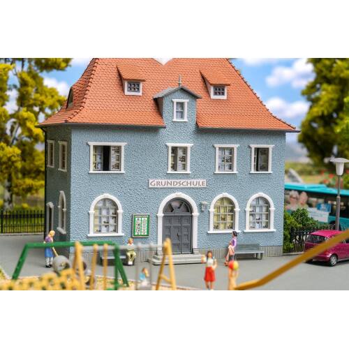 Faller HO 190087 start van het schooljaar - Modeltreinshop