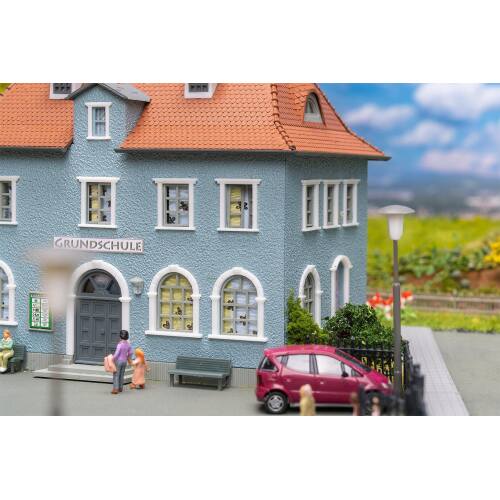 Faller HO 190087 start van het schooljaar - Modeltreinshop