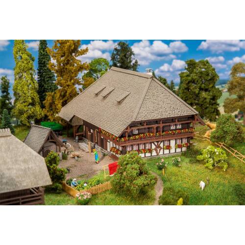 Faller HO 191834 Zwarte Woudboerderij - Modeltreinshop