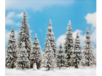 Busch H0 6465 10 witte wintersparren met sneeuwpop - Modeltreinshop