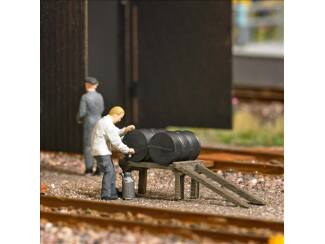 Busch H0 1995 olie afgeven - Modeltreinshop