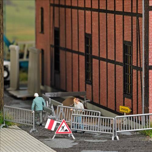 Busch H0 79874 Blokkade opzetten voor wegwerkzaamheden - Modeltreinshop